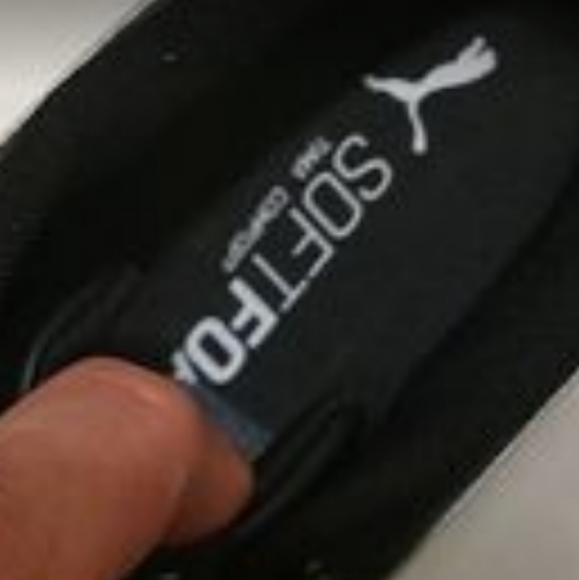 Black and white Puma ladies sneakers - Picture 2 of 3